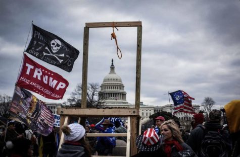 Trump supporters outside the Capitol with gallows on January 6th(Photo:Shay Horse/NurPhoto via Getty Images)