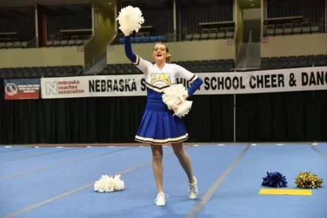 Nebraska Cheerleader Competes at State Alone!