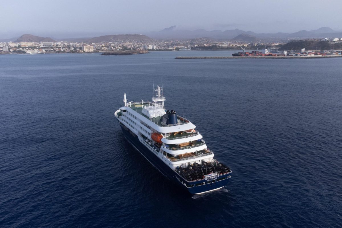Hantavirus Outbreak - Countries Refuse Cruise Ship to Port